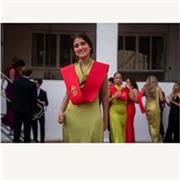 Soy Lara una chica joven que estudia ingeniería en la Universidad de Málaga, doy clases particulares para primaria y secundaria